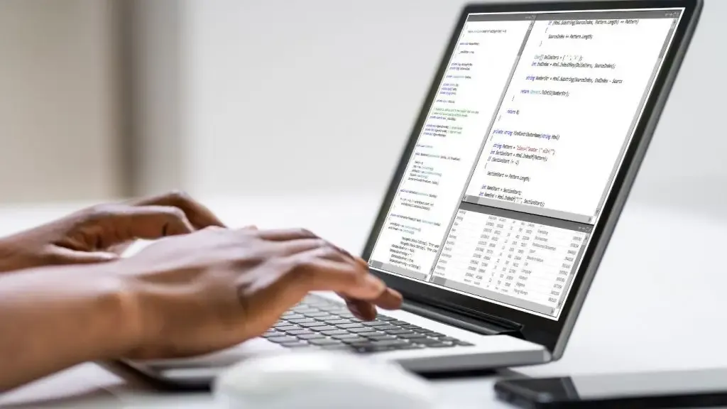 When Should Businesses Opt for Custom Software Development