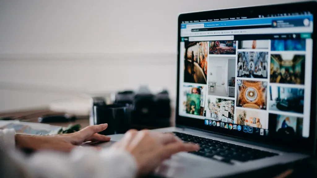 Advanced Features of Custom Website Design Services