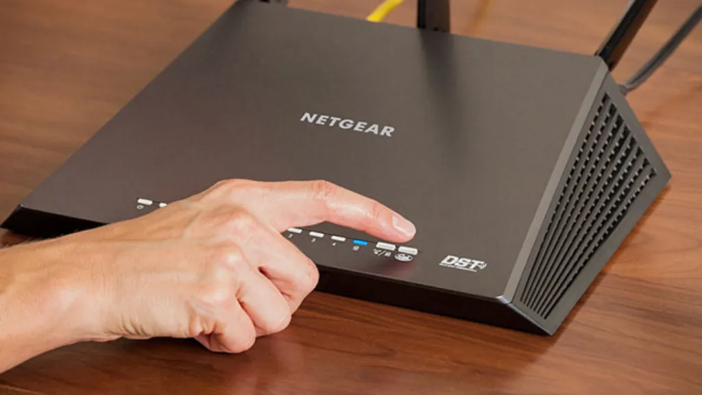 Khởi động lại modem hoặc router giúp khắc phục lỗi web