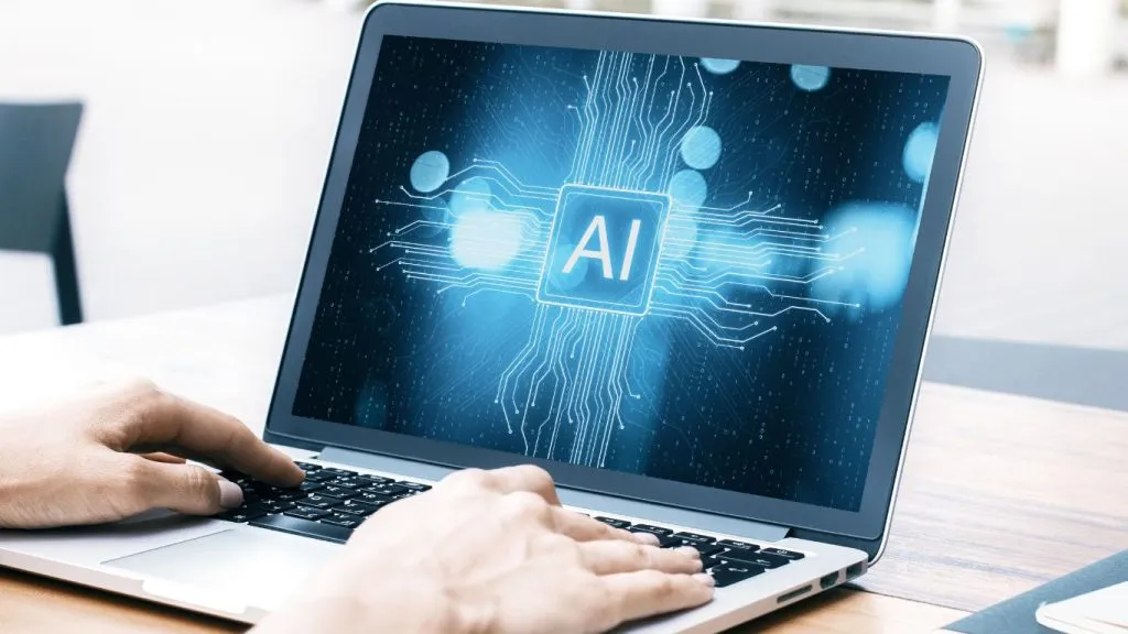 Tối ưu mã nguồn bằng AI