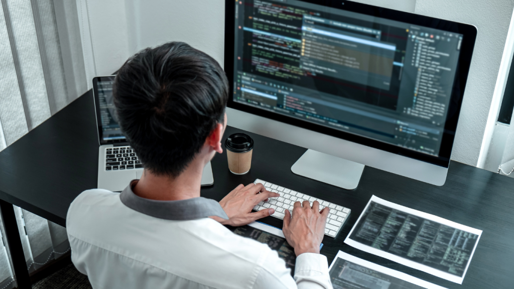 Low code có thay thế lập trình viên không