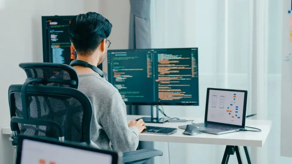 thuê freelancer viết app