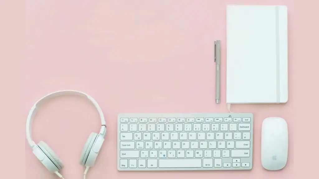 hình ảnh sử dụng trong đoạn code mô tả cách truy cập thông qua API